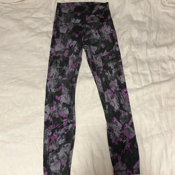 Lululemon Purple Floral Align 25in Leggings 4 - Picture 4 of 10
